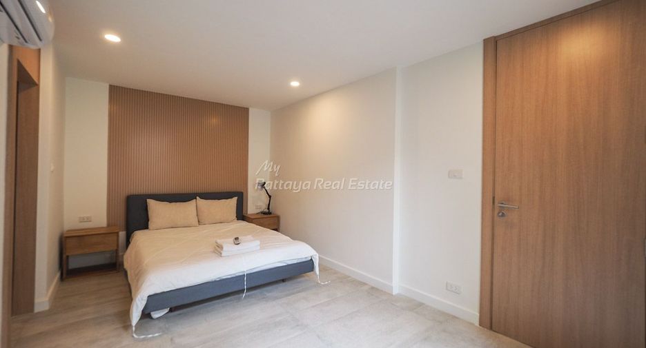 For sale 8 bedrooms villa in Bang Lamung, Chonburi