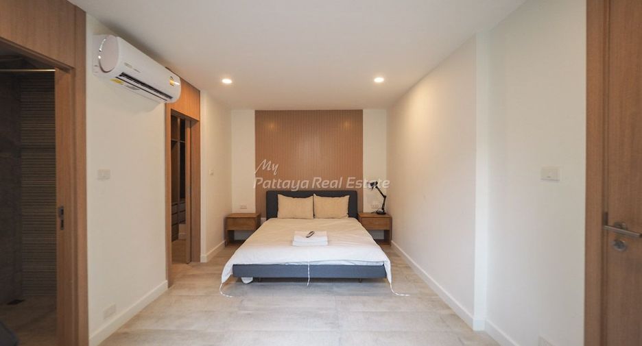 For sale 8 bedrooms villa in Bang Lamung, Chonburi