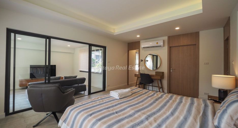 For sale 8 bedrooms villa in Bang Lamung, Chonburi