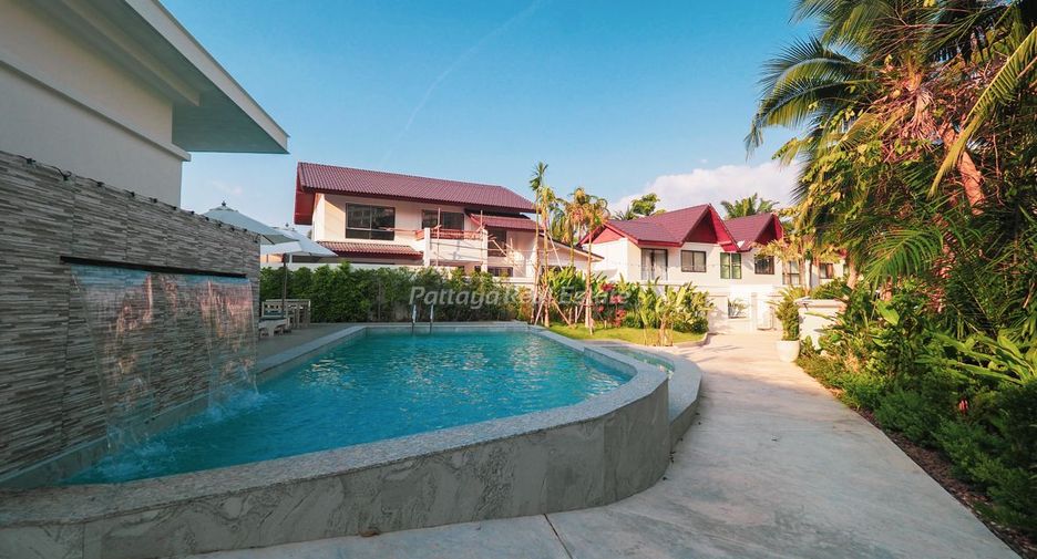 For sale 8 bedrooms villa in Bang Lamung, Chonburi