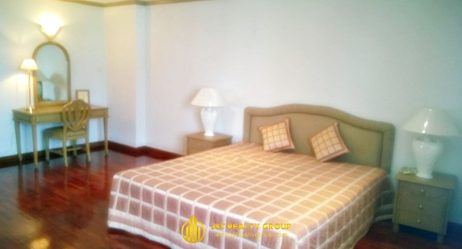 For rent and for sale 3 bedrooms condo in Watthana, Bangkok