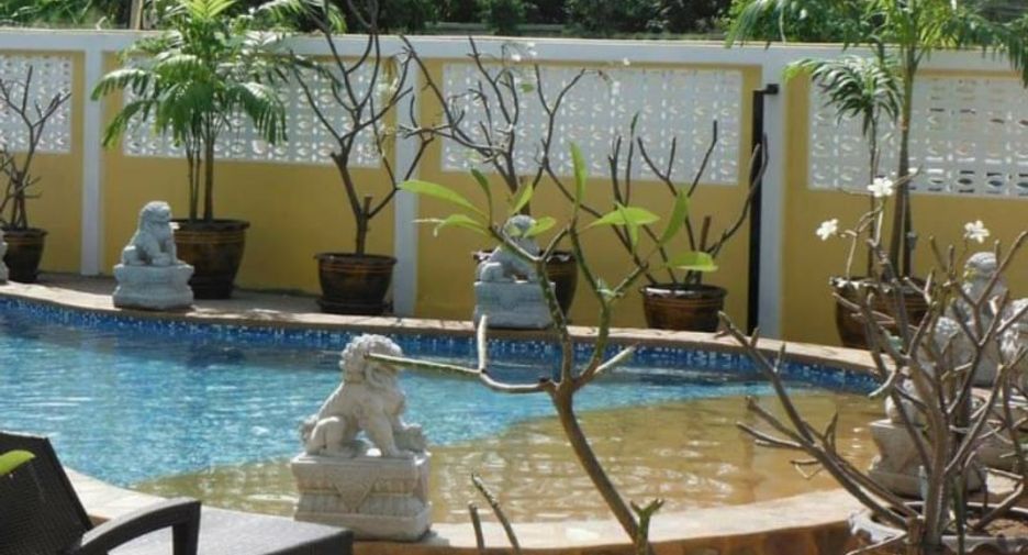 出售 6 卧室 商业空间 在 Bang Lamung, Chon Buri