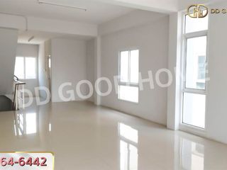 For sale retail Space in Kabin Buri, Prachin Buri