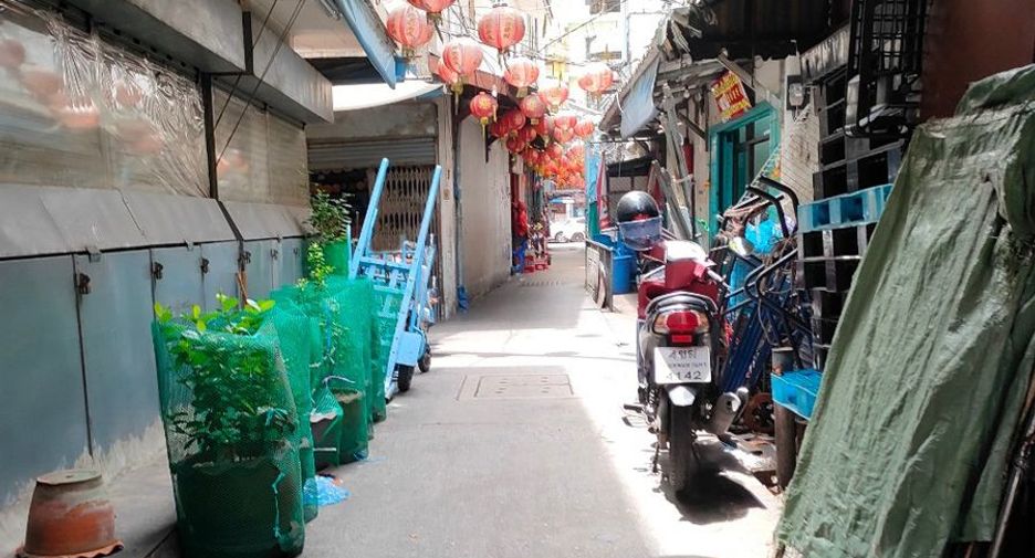 For sale 2 bedrooms retail Space in Samphanthawong, Bangkok