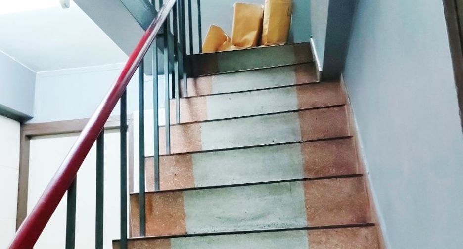 For sale 2 bedrooms retail Space in Samphanthawong, Bangkok