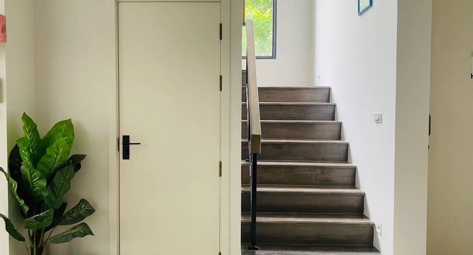 For rent and for sale 8 bedrooms house in Prawet, Bangkok
