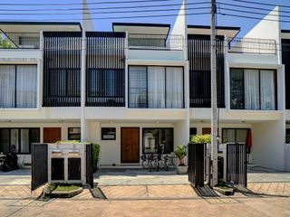 Reihenhaus zur Miete mit 3 Zimmer in Thalang, Phuket