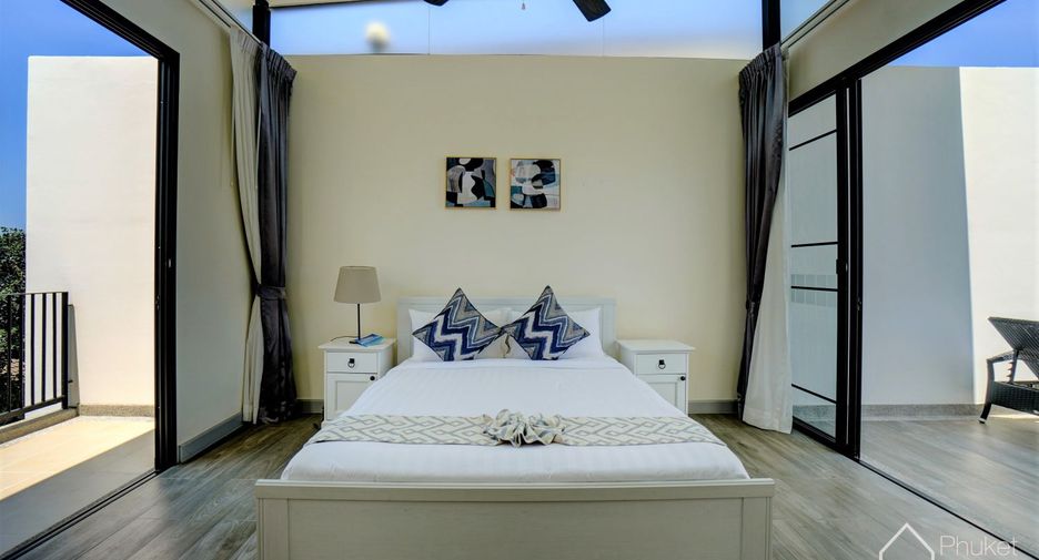 For rent 3 bedrooms townhouse in Thalang, Phuket