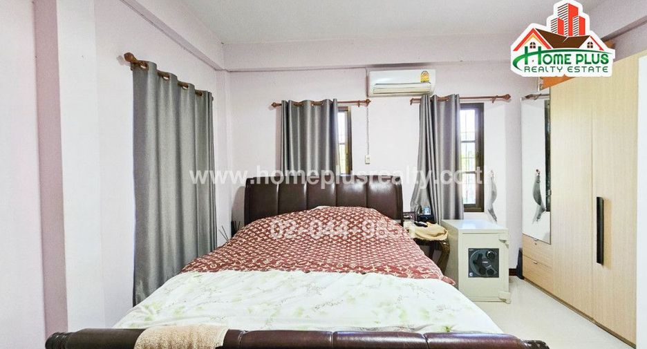 For sale 3 bed house in Khao Yoi, Phetchaburi