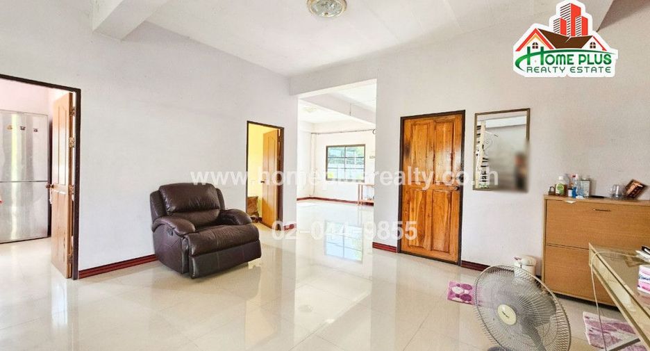 For sale 3 bed house in Khao Yoi, Phetchaburi