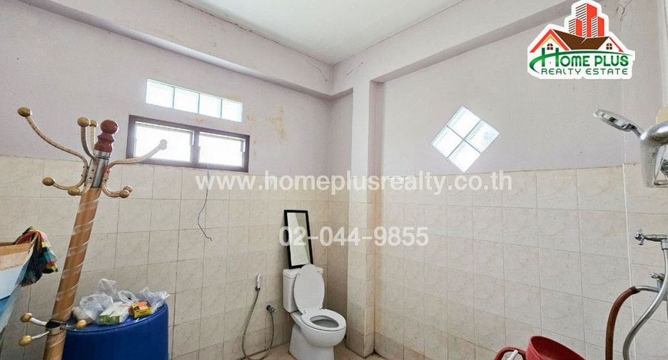 For sale 3 bed house in Khao Yoi, Phetchaburi