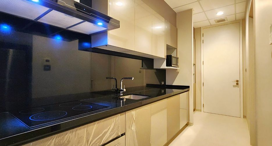 Wohnung zur Miete und zum Kauf mit 5 Zimmer in Pathum Wan, Bangkok