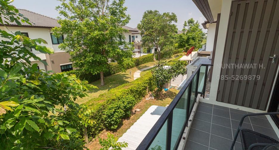 For rent 3 bedrooms house in San Kamphaeng, Chiang Mai