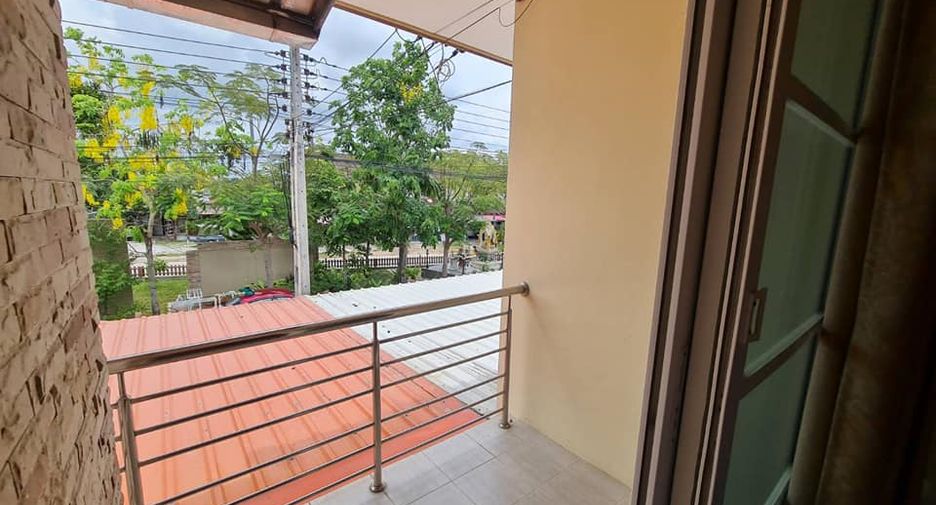 Reihenhaus zum Kauf mit 2 Zimmer in Mueang Rayong, Rayong