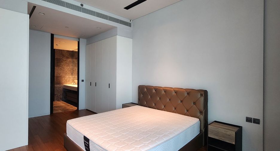 For rent 1 bed condo in Khlong San, Bangkok