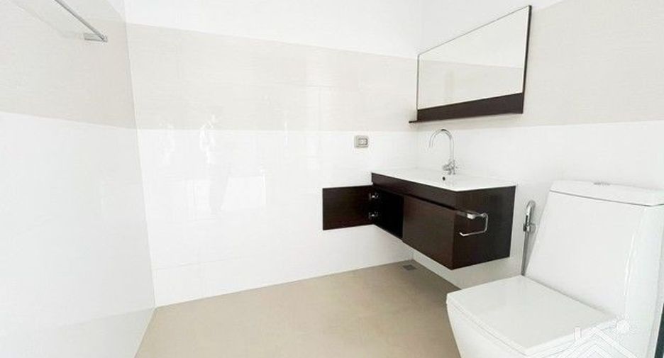 For sale 2 bedrooms condo in Mueang Chon Buri, Chonburi