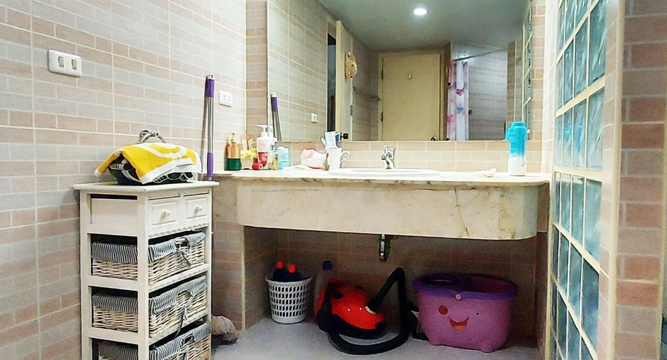 Wohnung zum Kauf mit 1 Zimmer in Ban Chang, Rayong