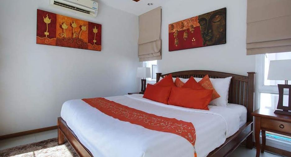 For rent 3 bedrooms villa in Mueang Phuket, Phuket