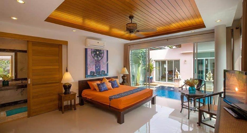 For rent 3 bedrooms villa in Mueang Phuket, Phuket