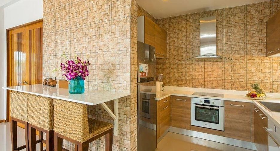 For rent 3 bedrooms villa in Mueang Phuket, Phuket