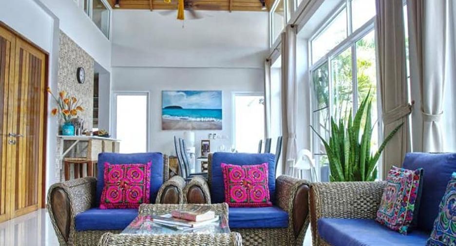 For rent 3 bedrooms villa in Mueang Phuket, Phuket