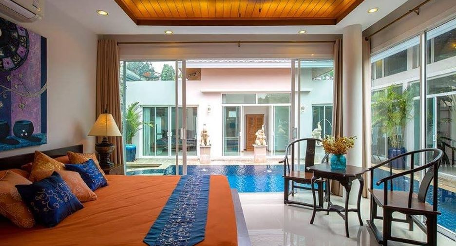 For rent 3 bedrooms villa in Mueang Phuket, Phuket
