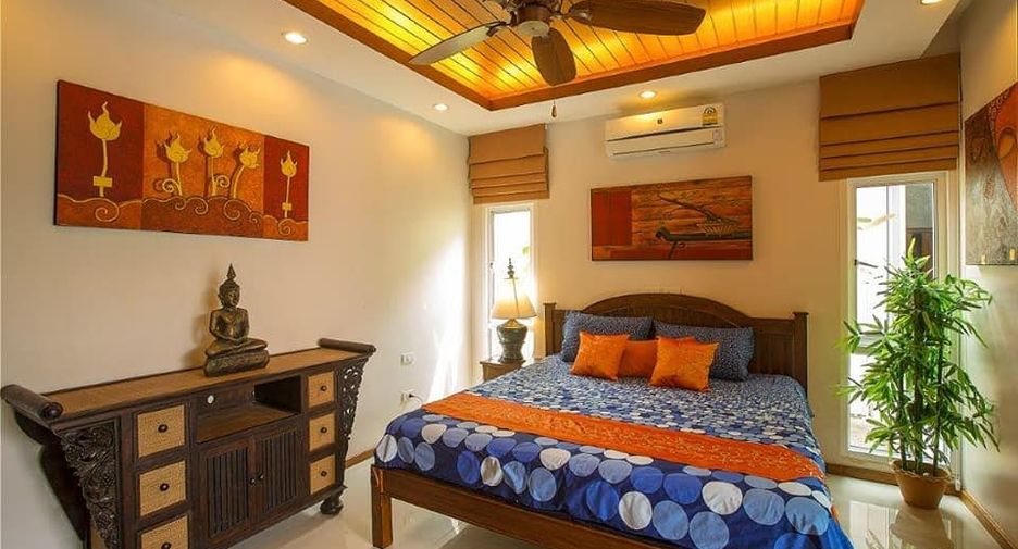 For rent 3 bedrooms villa in Mueang Phuket, Phuket