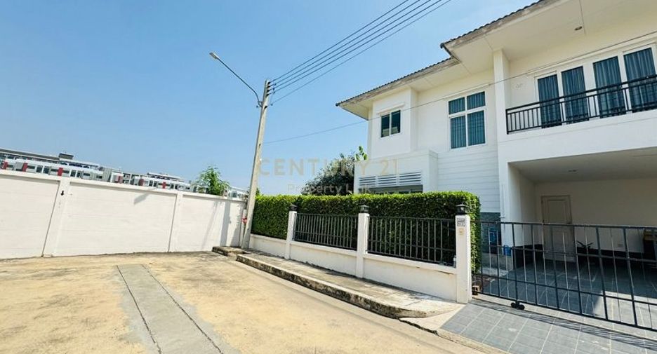 For rent そして for sale 3 Beds house in Mueang Samut Sakhon, Samut Sakhon
