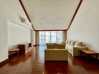 出租 4 卧室 公寓式住宅 在 Khlong Toei, 曼谷