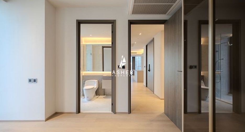 For rent and for sale 2 bedrooms condo in Pathum Wan, Bangkok