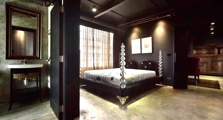 À louer 3 chambres condo à Khlong Toei, Bangkok