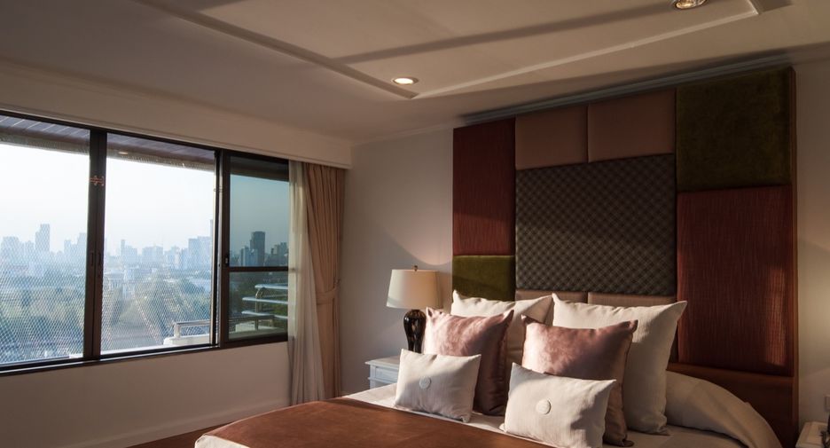 Condo en alquiler de 2 habitaciones en Khlong Toei, Bangkok