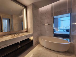 Condo en alquiler de 2 habitaciones en Bang Kho Laem, Bangkok