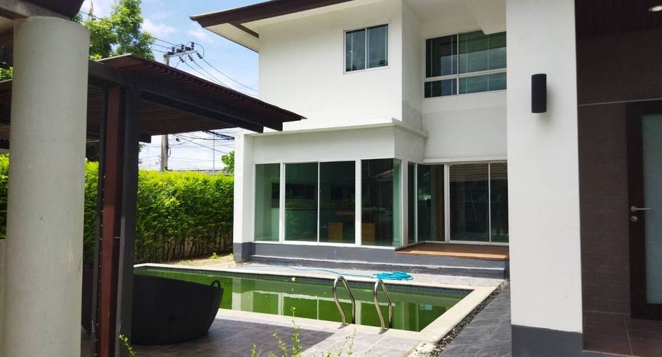 Casa en alquiler de 3 habitaciones en Prawet, Bangkok