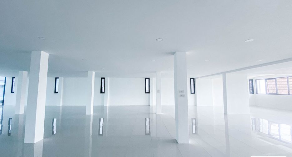Büro zum Kauf in Wang Thonglang, Bangkok