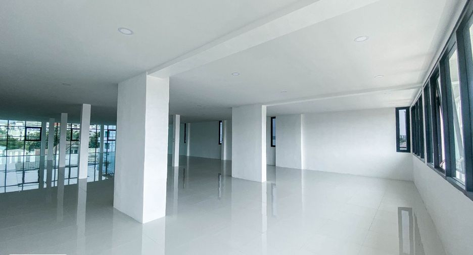 Büro zum Kauf in Wang Thonglang, Bangkok