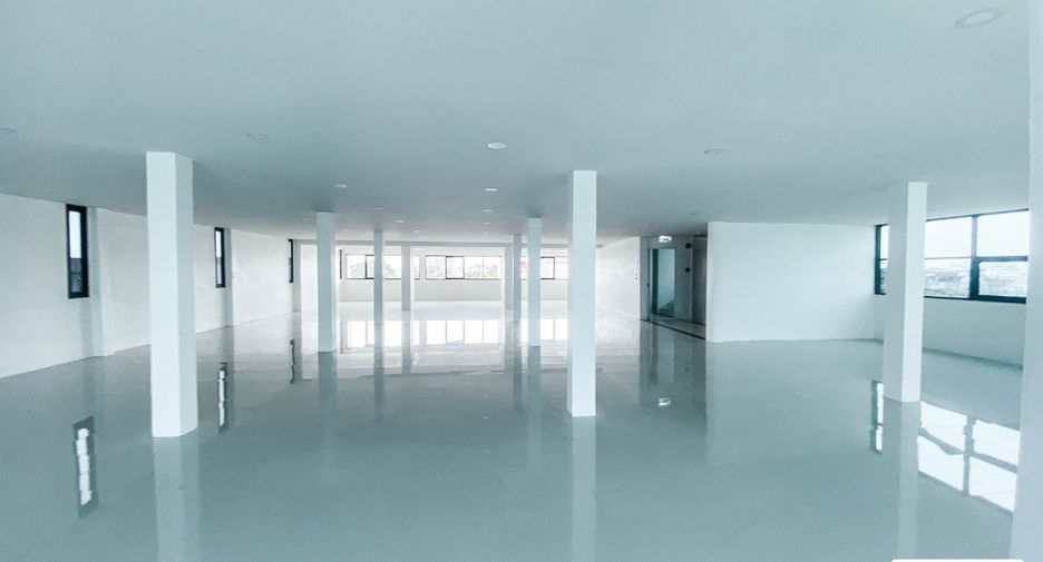 Büro zum Kauf in Wang Thonglang, Bangkok