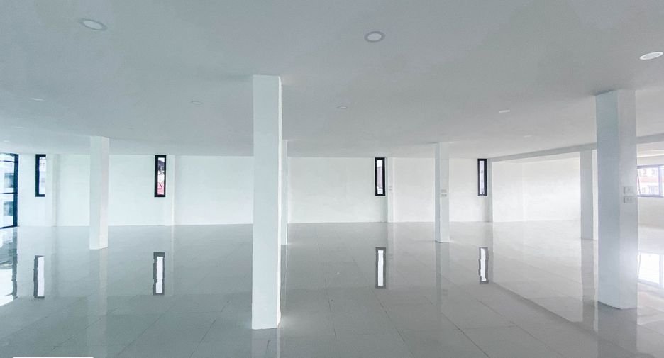 Büro zum Kauf in Wang Thonglang, Bangkok