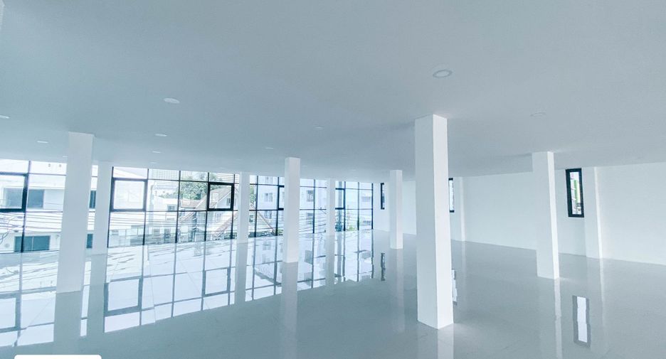 Büro zum Kauf in Wang Thonglang, Bangkok