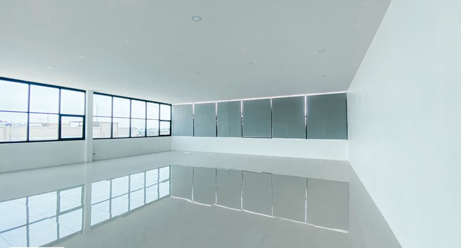 Büro zum Kauf in Wang Thonglang, Bangkok