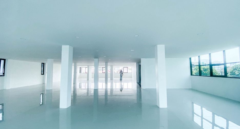 Büro zum Kauf in Wang Thonglang, Bangkok