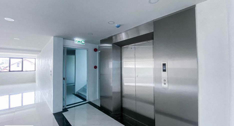 Büro zum Kauf in Wang Thonglang, Bangkok