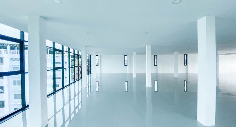 Büro zum Kauf in Wang Thonglang, Bangkok