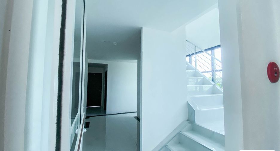 Büro zum Kauf in Wang Thonglang, Bangkok