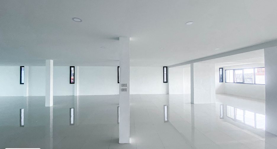 Büro zum Kauf in Wang Thonglang, Bangkok