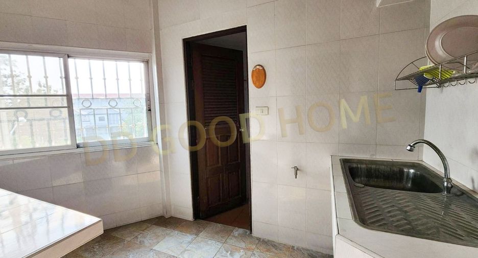 For sale 4 bedrooms retail Space in Bang Khun Thian, Bangkok