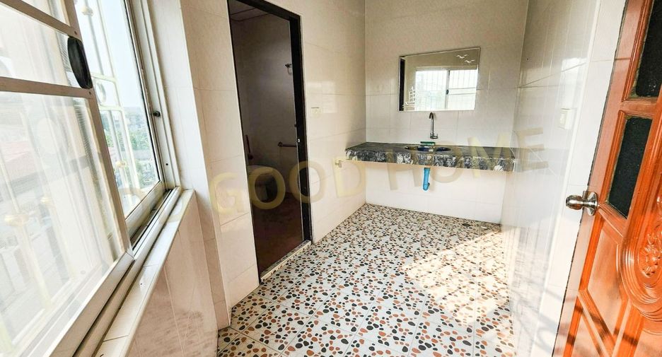For sale 4 bedrooms retail Space in Bang Khun Thian, Bangkok