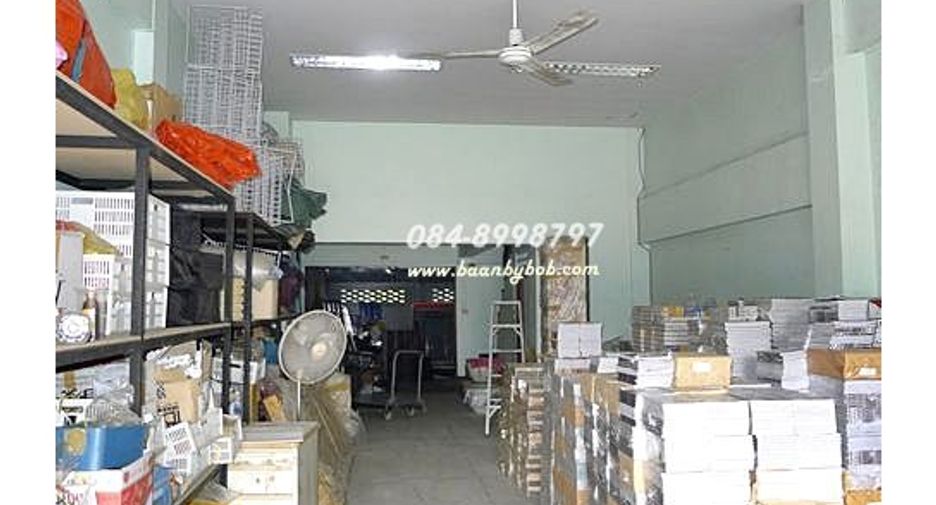 For sale 3 Beds retail Space in Bang Kruai, Nonthaburi