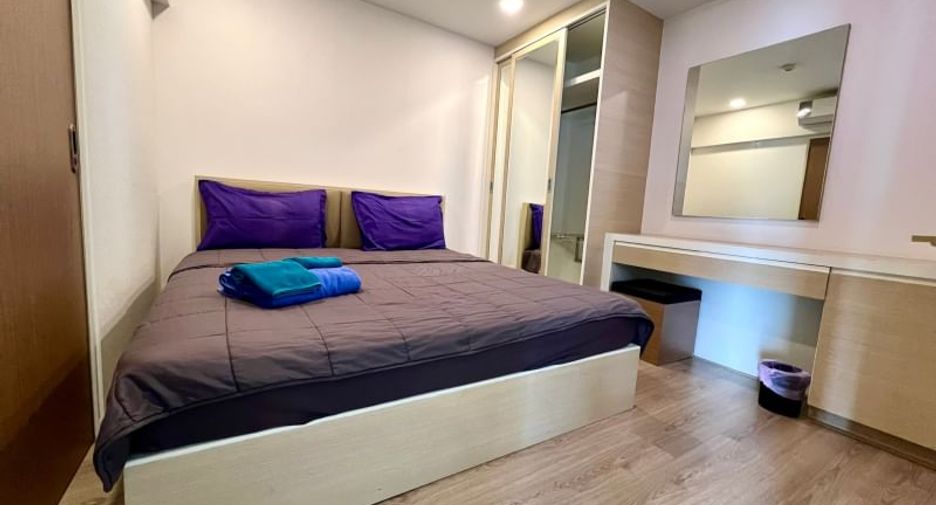 For sale 3 bedrooms condo in Si Racha, Chonburi