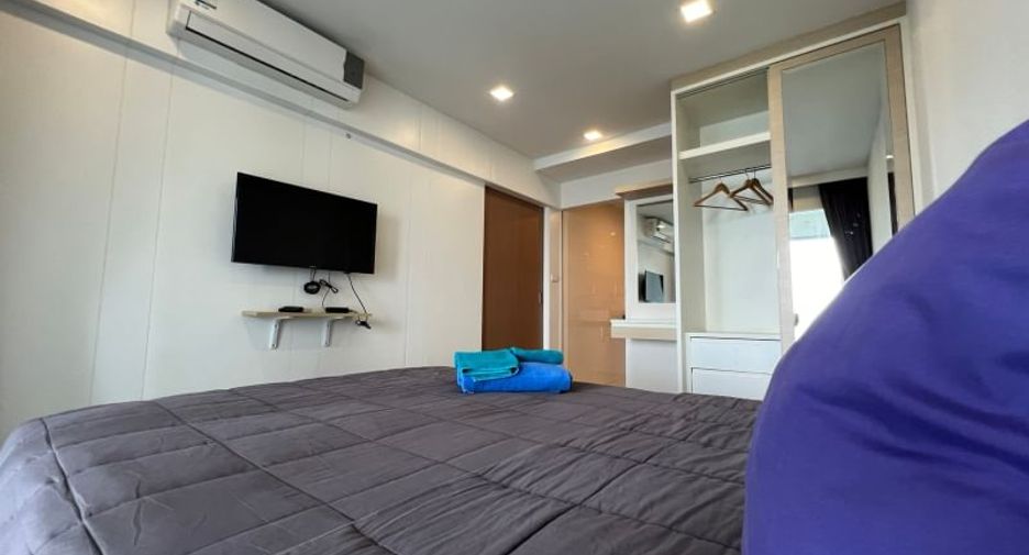 For sale 3 bedrooms condo in Si Racha, Chonburi
